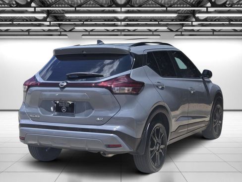 Used 2024 Nissan Kicks SR FWD image 9