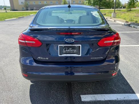 Used 2017 Ford Focus Titanium FWD image 4