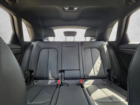 Certified 2025 Audi Q3 2.0T Premium w/ Convenience Package AWD/4WD image 15