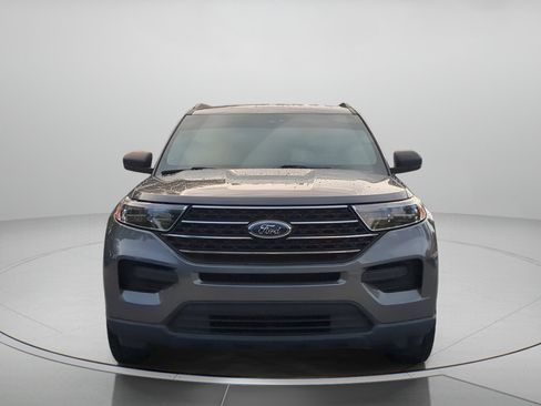 Certified 2021 Ford Explorer XLT RWD image 37