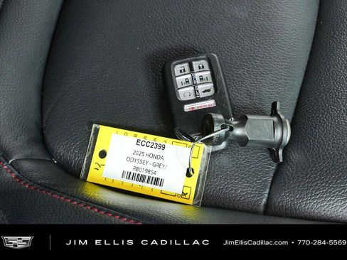 Used 2024 Honda Odyssey Sport image 38