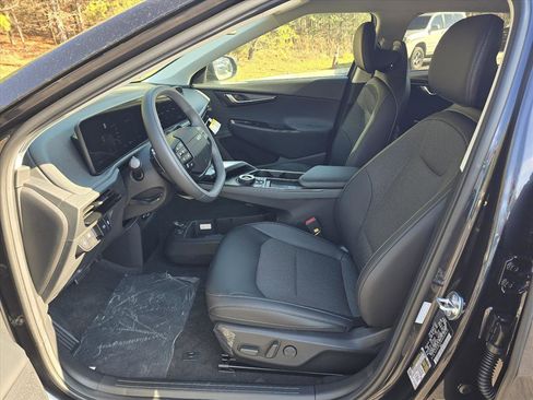 New 2025 Kia EV6 Light w/ Light LR Technology Package image 5