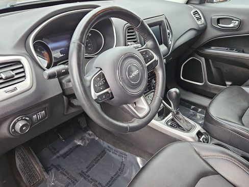 Used 2019 Jeep Compass Latitude w/ Popular Equipment Group image 10