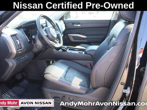 Certified 2024 Nissan Pathfinder Platinum AWD/4WD image 18