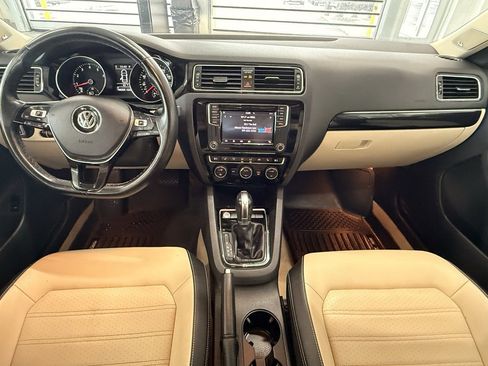 Used 2016 Volkswagen Jetta SEL Premium w/ Lighting Package image 18