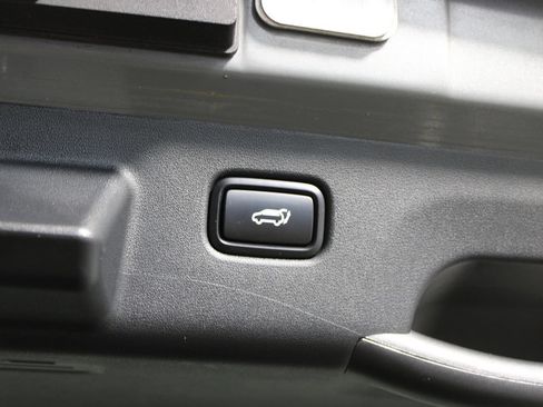 Used 2023 Kia EV6 Wind RWD image 31