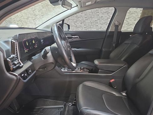 Used 2023 Kia Sportage EX FWD image 21