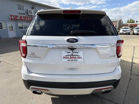 Used 2017 Ford Explorer Platinum AWD/4WD image 5