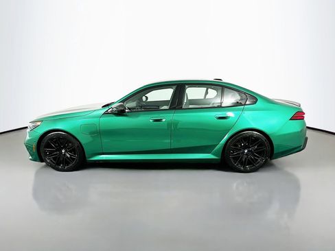 New 2026 BMW M5 w/ Carbon Package image 8