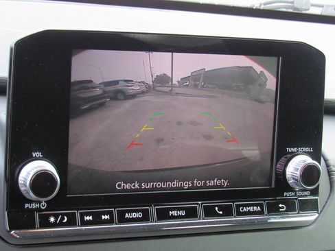 Used 2022 Mitsubishi Outlander ES image 14