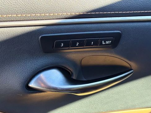 Used 2023 Lexus ES 350 w/ Premium Package image 18