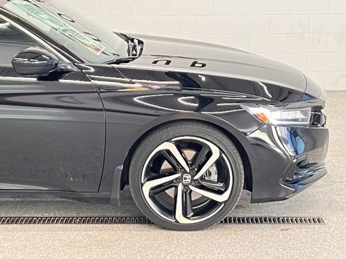 Used 2022 Honda Accord Sport image 8