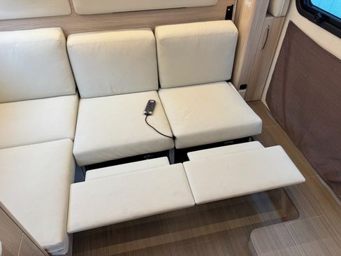 Used 2020 Mercedes-Benz Sprinter 3500 image 77