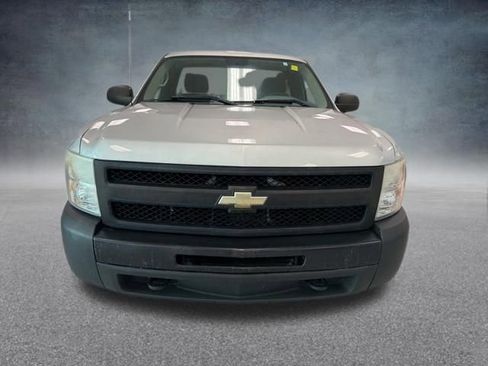 Used 2011 Chevrolet Silverado 1500 W/T AWD/4WD image 3