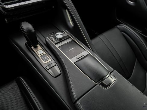 Used 2021 Lexus LC 500 Convertible w/ Touring Package RWD image 45