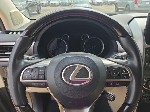 Used 2023 Lexus GX 460 Luxury w/ Sport Design Package AWD/4WD image 10