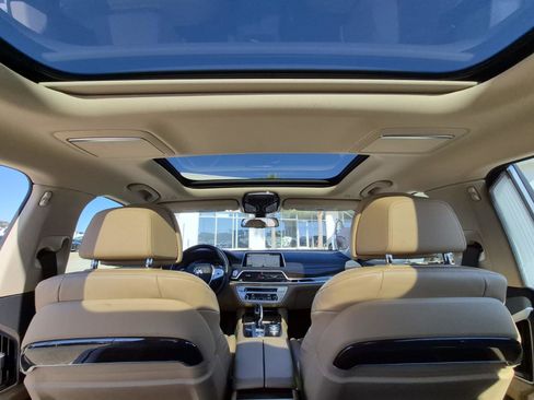 Certified 2022 BMW 740i xDrive image 37