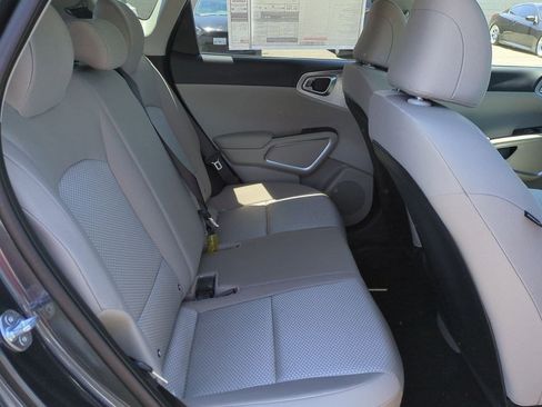 New 2025 Kia Soul LX w/ LX Technology Package image 22