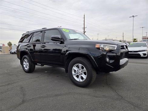 Certified 2024 Toyota 4Runner SR5 image 2