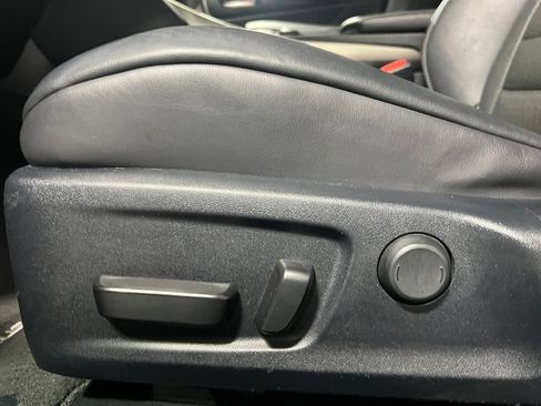 Used 2019 Lexus IS 350 F Sport w/ F Sport Package RWD image 14
