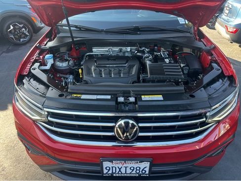 Used 2022 Volkswagen Tiguan SE image 41
