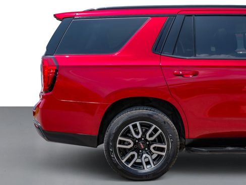 Used 2021 GMC Yukon AT4 w/ Rear Media and Nav Package AWD/4WD image 6
