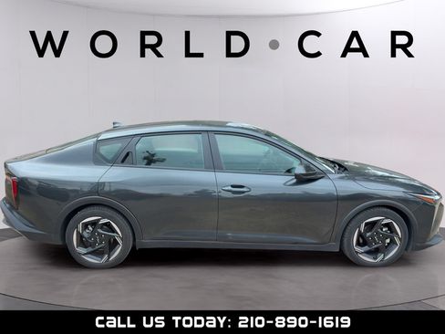 Used 2025 Kia K4 EX FWD image 14