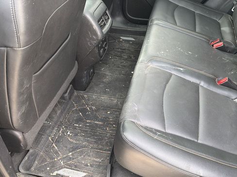 Used 2018 Chevrolet Equinox Premier image 26