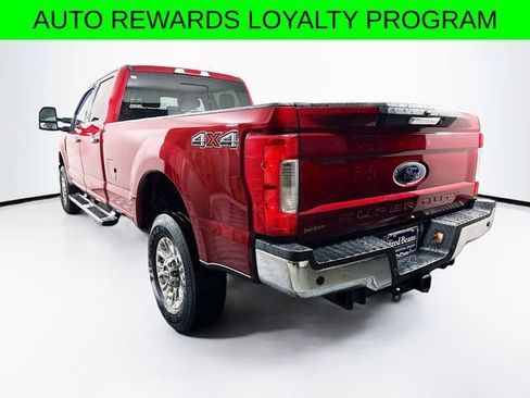 Used 2019 Ford F350 Lariat w/ Chrome Package image 5