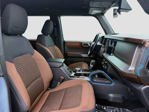 Used 2023 Ford Bronco Outer Banks AWD/4WD image 15