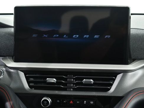 New 2026 Ford Explorer ST-Line w/ ST-Line Street Pack AWD/4WD image 9