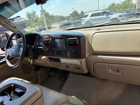 Used 2006 Ford F250 Lariat AWD/4WD image 30