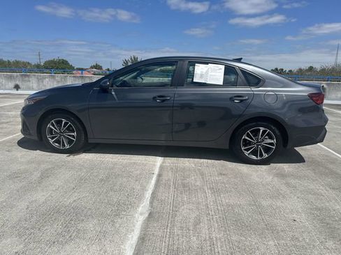Used 2024 Kia Forte LXS image 19
