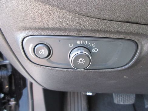 Used 2024 Chevrolet Equinox LT AWD/4WD image 23