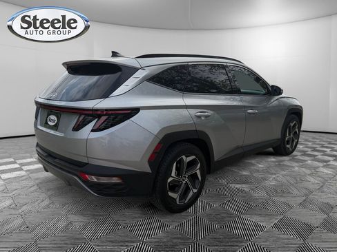 Certified 2022 Hyundai Tucson Limited w/ Cargo Package image 5