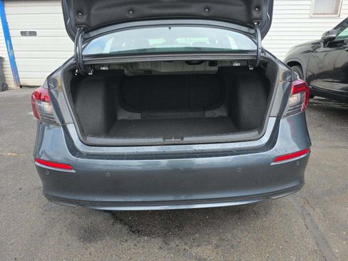 Used 2025 Honda Civic Sport Touring image 12