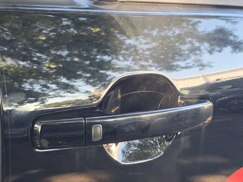 Certified 2023 Nissan Frontier SV w/ SV Convenience Package RWD image 10