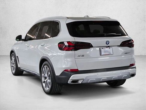 New 2026 BMW X5 xDrive50e w/ Executive Package image 7
