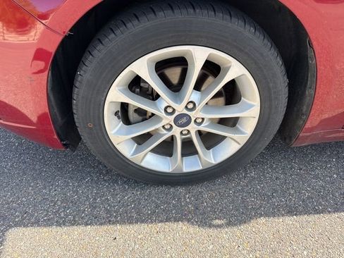 Certified 2019 Ford Fusion SE FWD image 13