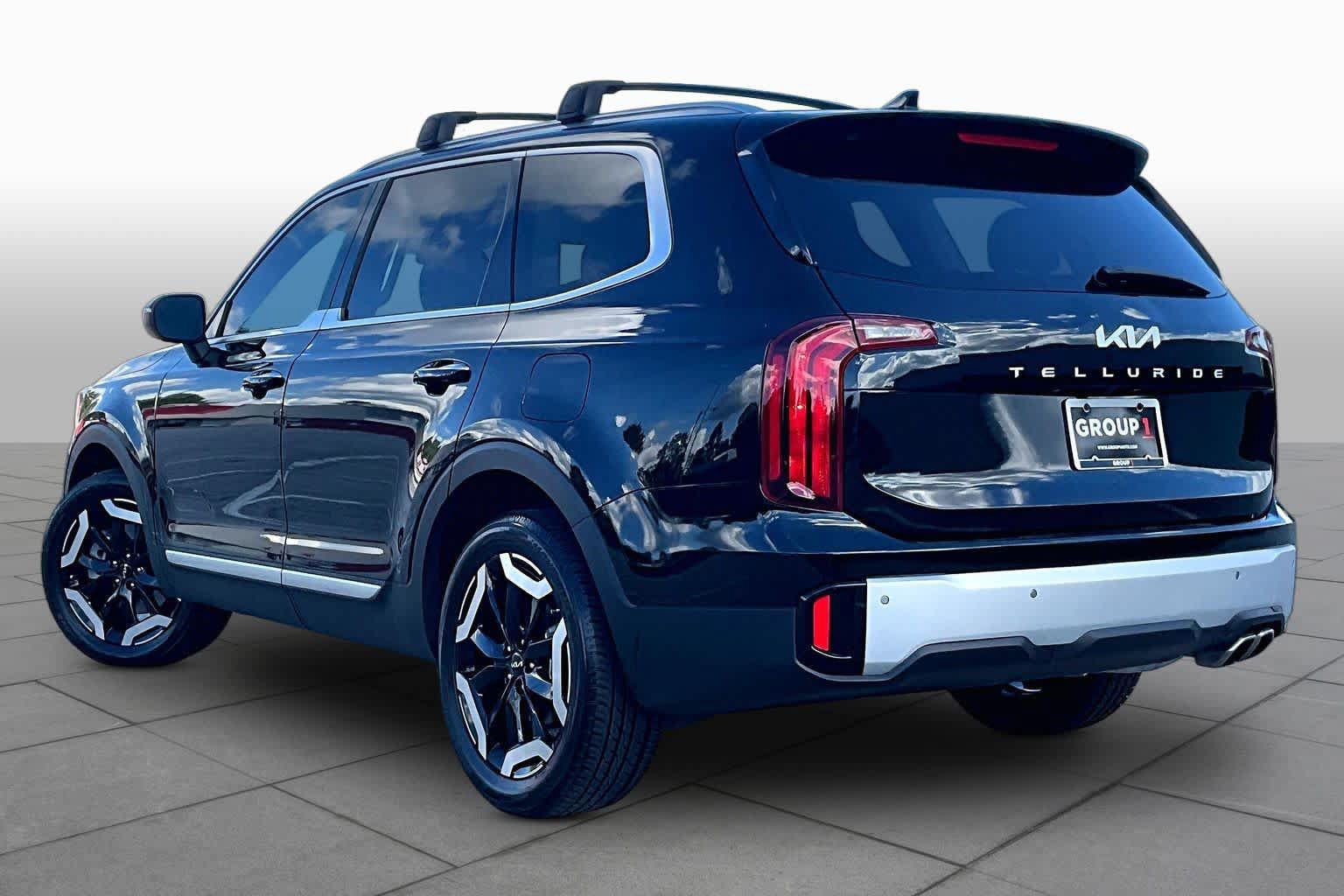 Used 2024 Kia Telluride S w/ S Sunroof Package FWD image 12