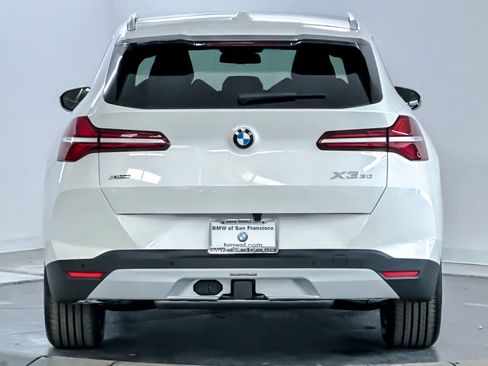 Used 2026 BMW X3 xDrive30i w/ Premium Package AWD/4WD image 7