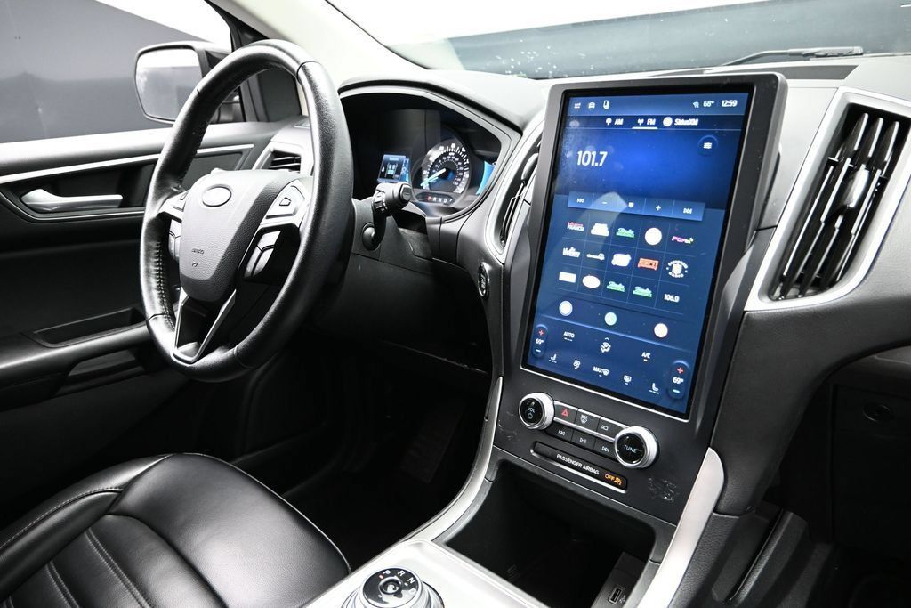 Used 2024 Ford Edge SEL AWD/4WD image 11