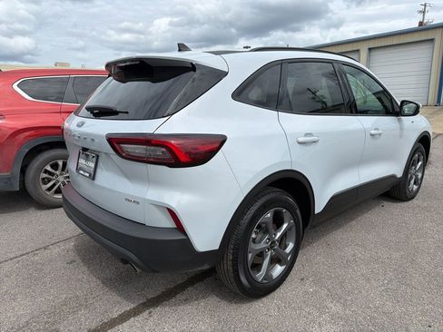Used 2025 Ford Escape ST-Line Select image 3