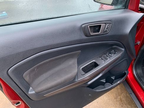 Used 2020 Ford EcoSport SE image 21