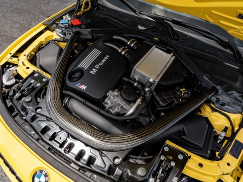 Used 2019 BMW M4 Coupe w/ Competition Package RWD image 87