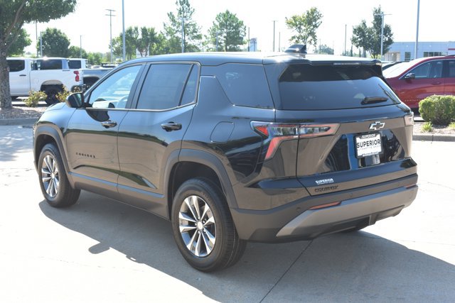 New 2027 Chevrolet Equinox LT FWD image 8