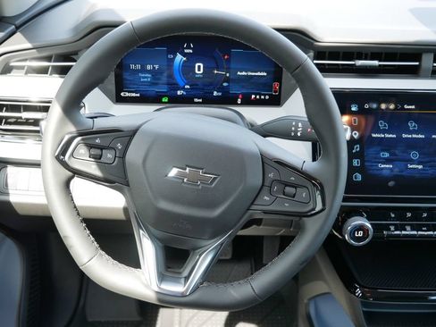 New 2027 Chevrolet Bolt LT w/ Comfort Package FWD image 17