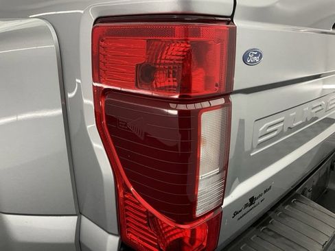 Used 2022 Ford F350 XLT w/ FX4 Off-Road Package image 21