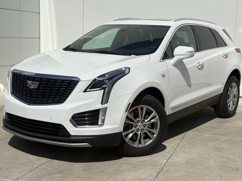 Certified 2023 Cadillac XT5 Premium Luxury image 2
