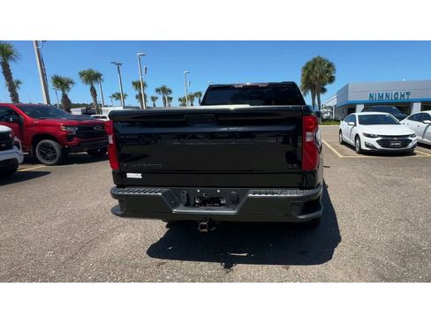 Used 2024 Chevrolet Silverado 1500 LT AWD/4WD image 3